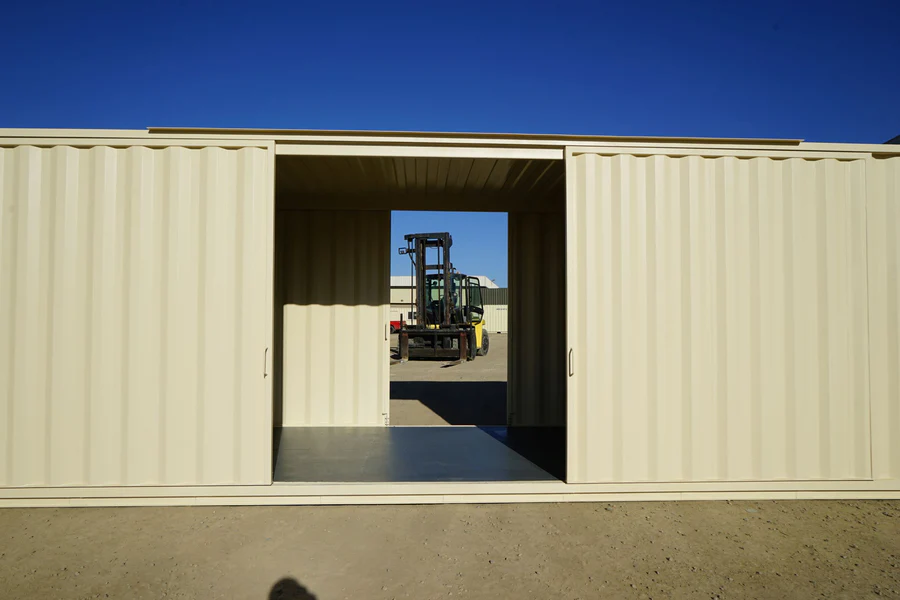 8_foot_steel_barn_doors_both_open_900x